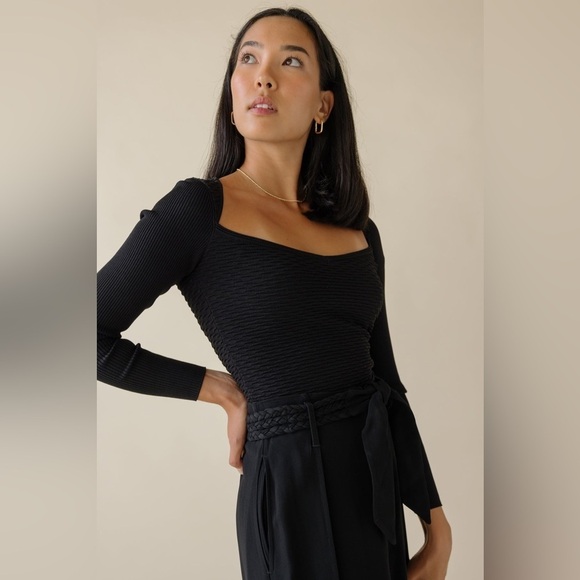 NWT IRO Nuccia Top Long Sleeve Heart Neckline Shirt Black - Picture 1 of 12